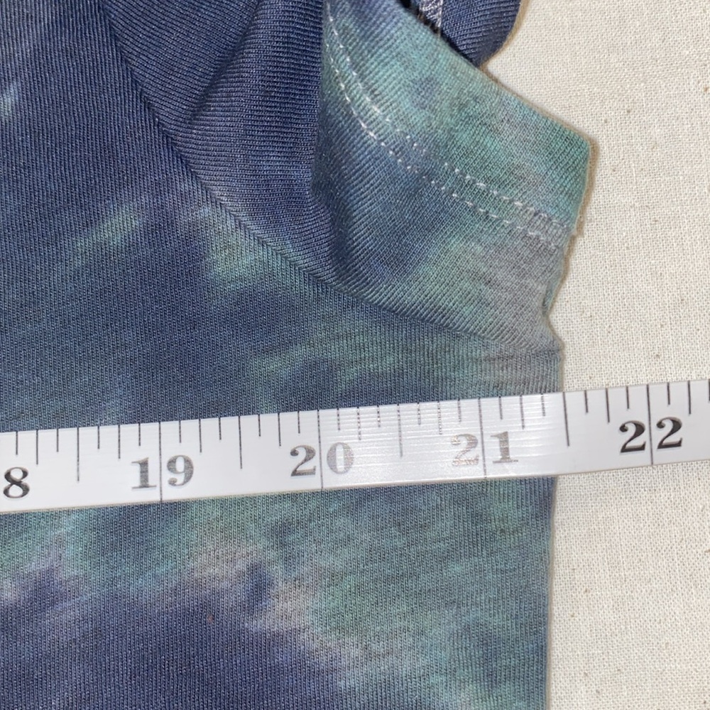 Wild Fable Cropped Tie Dye Tees - Set of 2 - Picture 9 of 15